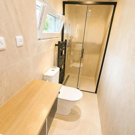 Apartment T2 Nature Chic 5 Min Aeroport Olmo
